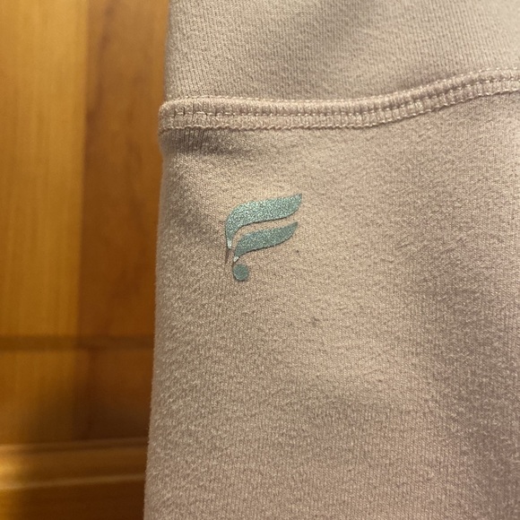 Fabletics Powerhold Dusty Pink Leggings Size Small - Picture 3 of 4